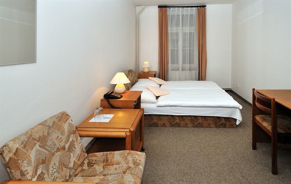 Hotel Adam Trutnov Exterior foto