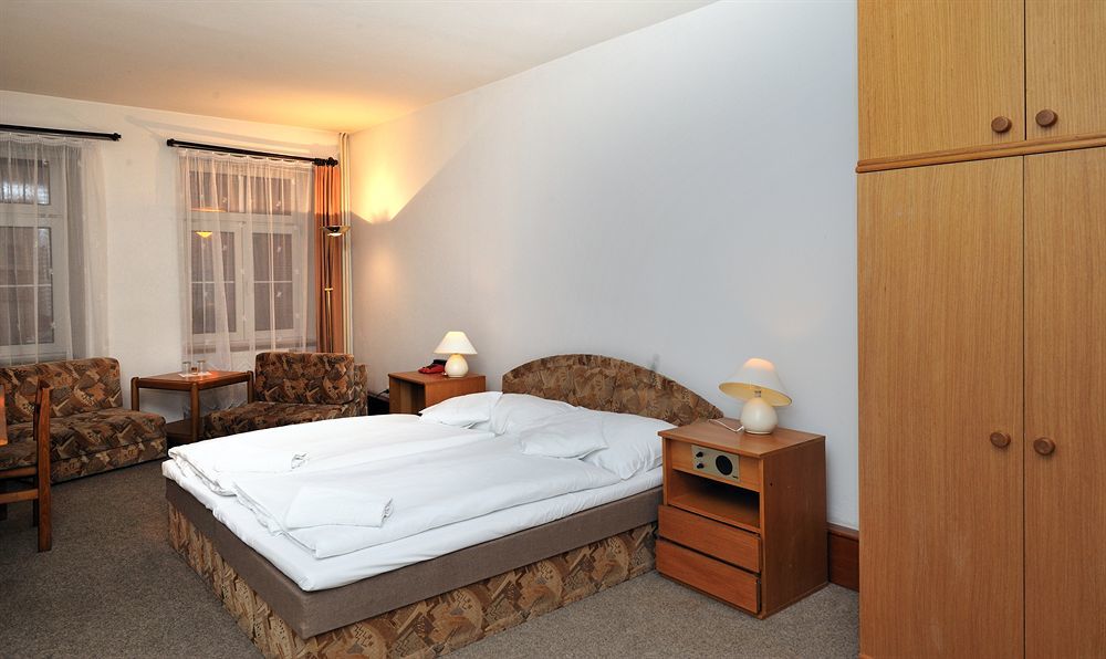 Hotel Adam Trutnov Exterior foto